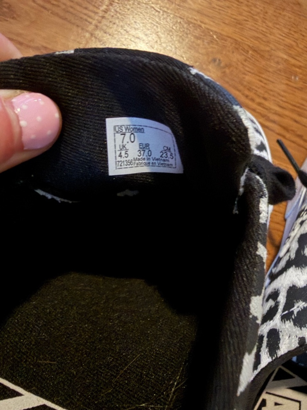 Vans Doheny Snow Leopard Black/White Women’s Classic Sneaker Size 7 - Picture 10 of 12